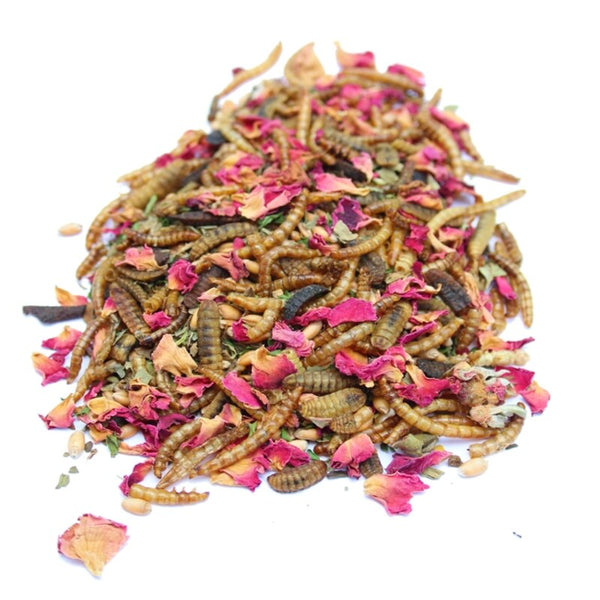 Bee A Beautiful Hen Herbal Treat with Mealworms, Wheat, Bee Pollen, & Rose Petals For Chickens - Image 2