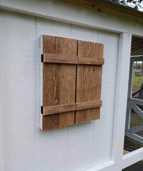Rustic Meadow Coop - Image 3