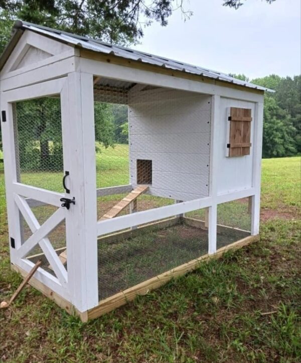 Rustic Meadow Coop - Image 5