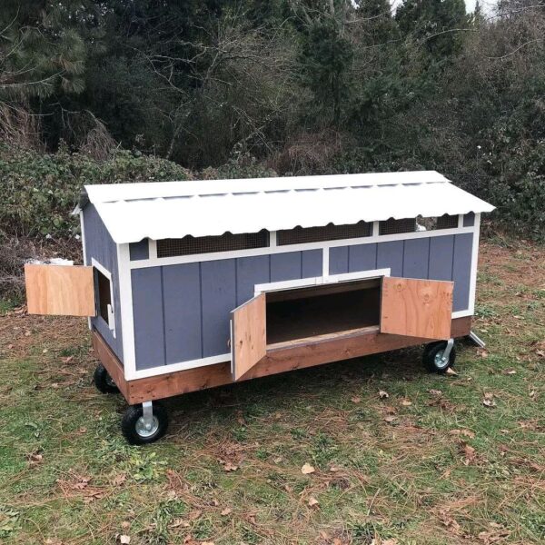 Rolling Grey Hen Haven - Image 3