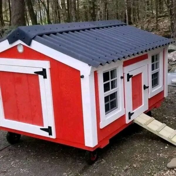 The Barnyard Bungalow Coop - Image 2