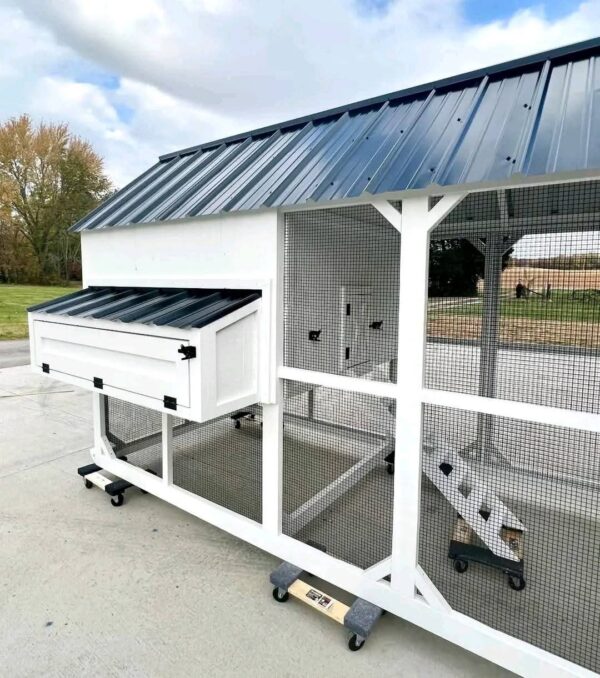 The Pioneer Mobile Coop - Image 5
