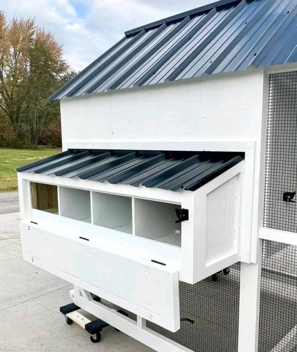 The Pioneer Mobile Coop - Image 4